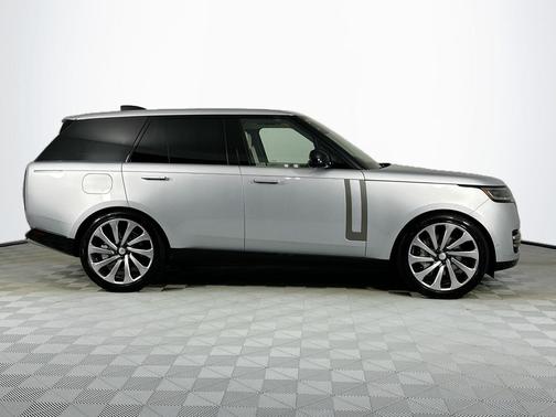 2025 Land Rover Range Rover P530 SE