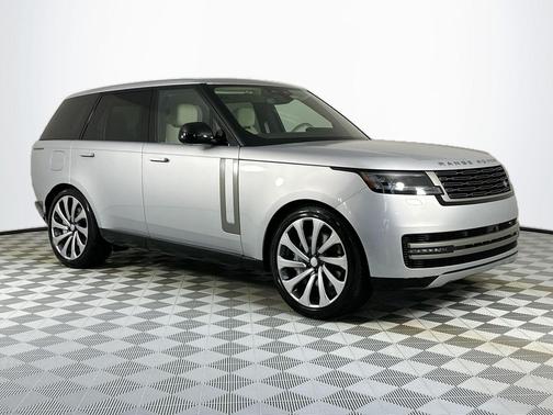 2025 Land Rover Range Rover P530 SE