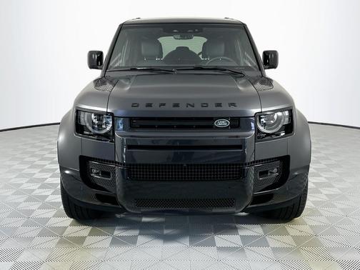 2025 Land Rover Defender 110 P400 X-Dynamic SE