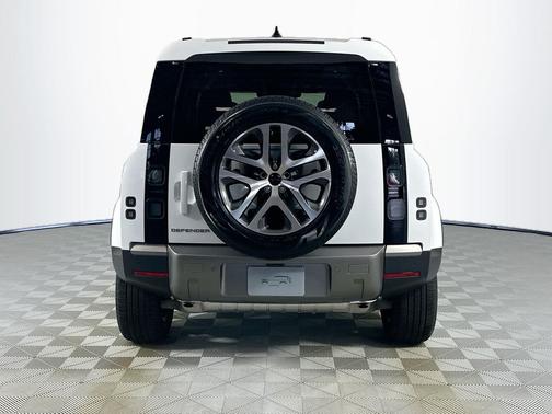 2026 Land Rover Defender P300 S