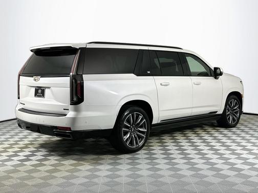 2022 Cadillac Escalade ESV Sport Platinum
