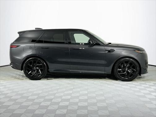 2023 Land Rover Range Rover Sport SE