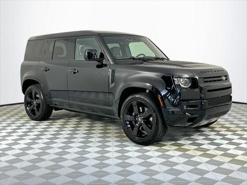 2025 Land Rover Defender 110 V8