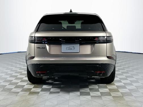 2026 Land Rover Range Rover Velar P250 SE R-Dynamic