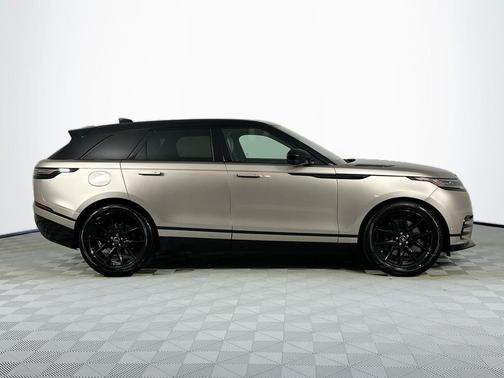 2026 Land Rover Range Rover Velar P250 SE R-Dynamic