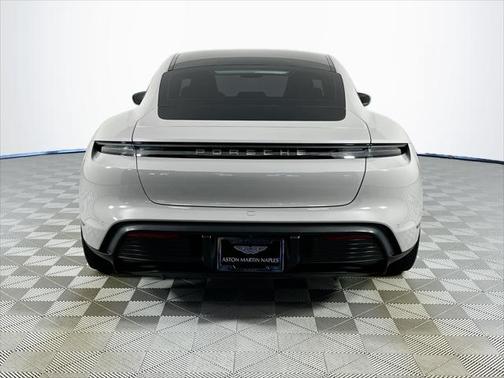 2022 Porsche Taycan Base