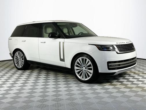 2024 Land Rover Range Rover P530 SE
