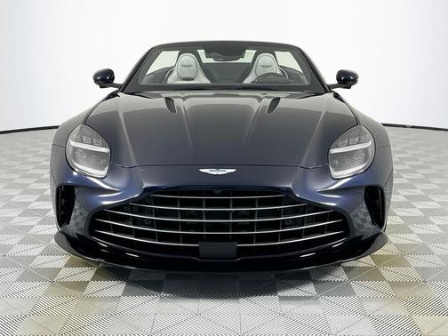 2026 Aston Martin Vantage Base