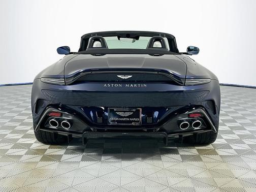 2026 Aston Martin Vantage Base