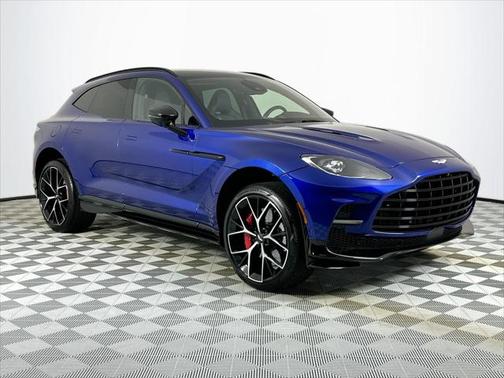 2025 Aston Martin DBX 707
