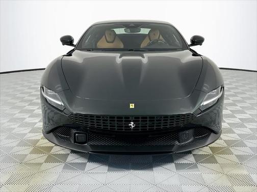 2022 Ferrari Roma Base