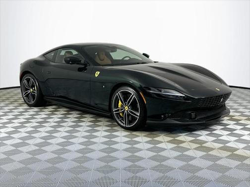 2022 Ferrari Roma Base