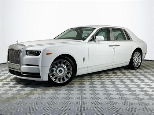 2025 Rolls-Royce Phantom
