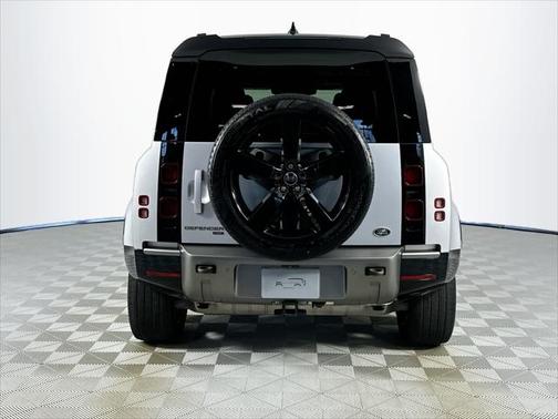 2023 Land Rover Defender 110 X-Dynamic SE