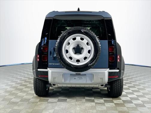 2024 Land Rover Defender 110 P400 S