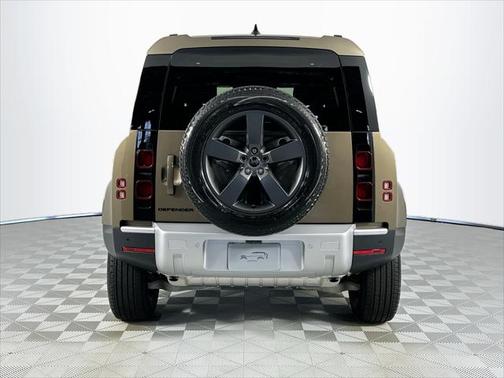 2025 Land Rover Defender 90 P300 S