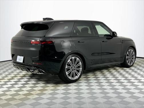 2025 Land Rover Range Rover Sport SE