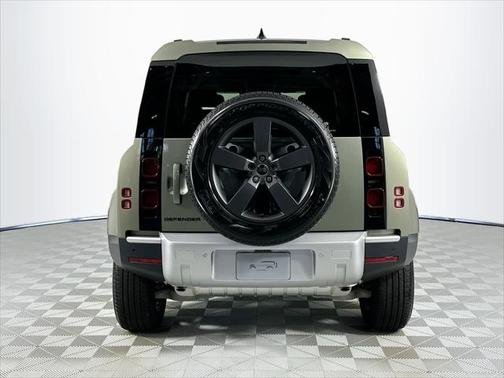 2025 Land Rover Defender 110 P300