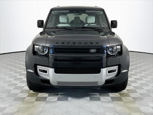 2025 Land Rover Defender 110 P400 S