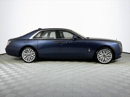 2025 Rolls-Royce Ghost