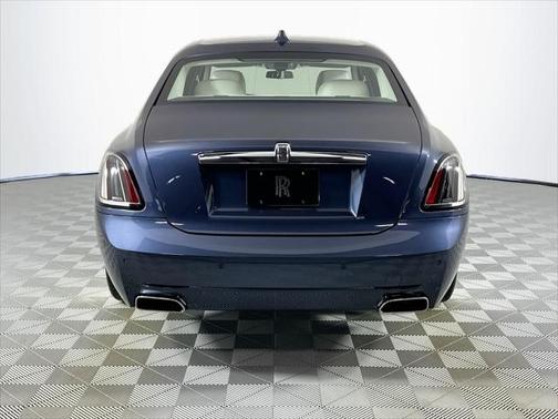 2025 Rolls-Royce Ghost