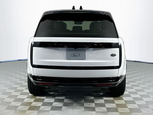 2023 Land Rover Range Rover P400 SE