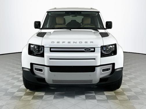 2025 Land Rover Defender 110 P300