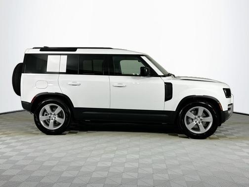 2025 Land Rover Defender 110 P300