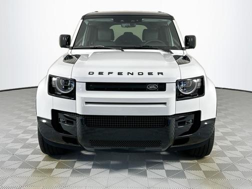 2026 Land Rover Defender X-Dynamic SE