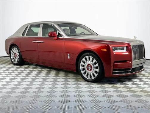 2022 Rolls-Royce Phantom Base