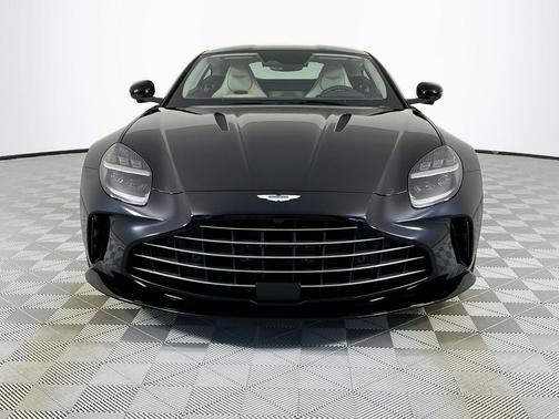 2025 Aston Martin Vantage Base