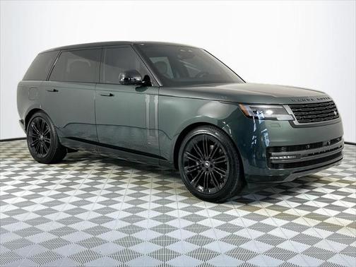 2025 Land Rover Range Rover P400 SE 7 Seat