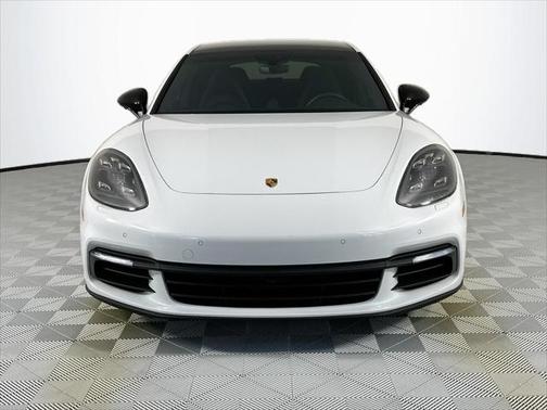 2020 Porsche Panamera 10 Years Edition
