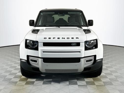 2025 Land Rover Defender 110 P300