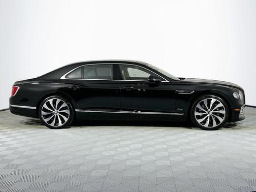 2024 Bentley Flying Spur Hybrid Azure