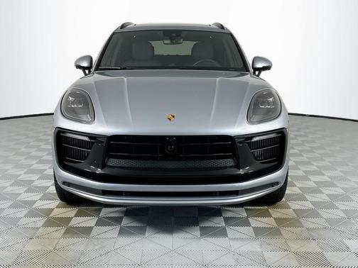 2025 Porsche Macan GTS