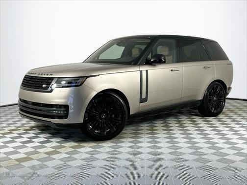 2025 Land Rover Range Rover P530 SE