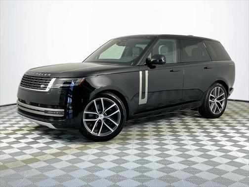 2025 Land Rover Range Rover P400 SE