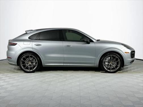 2022 Porsche Cayenne Turbo