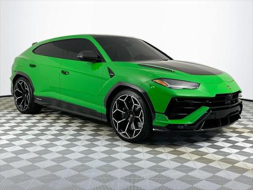 2023 Lamborghini Urus Performante