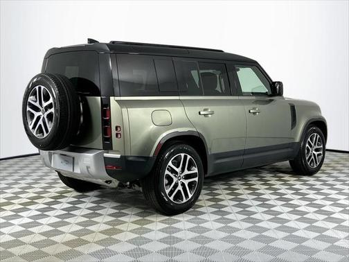 2025 Land Rover Defender 110 P300