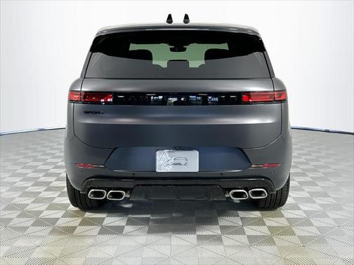 2025 Land Rover Range Rover Sport SE
