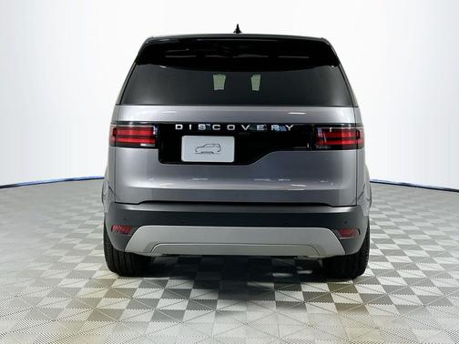 2025 Land Rover Discovery P300 S