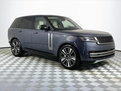 2025 Land Rover Range Rover P550e SE