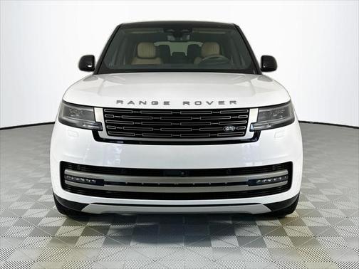 2025 Land Rover Range Rover P400 SE 7 Seat