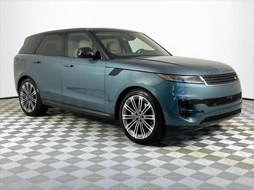 2025 Land Rover Range Rover Sport SE