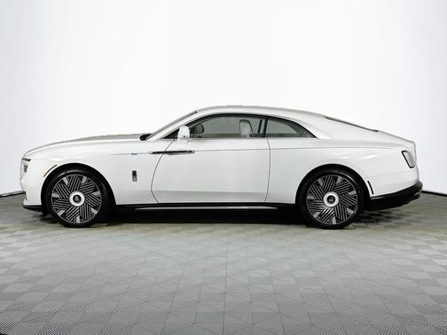 2026 Rolls-Royce Spectre 