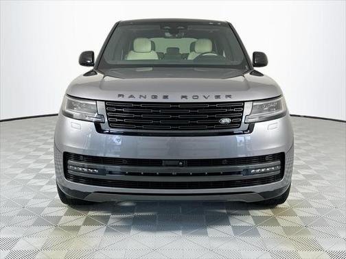 2024 Land Rover Range Rover P400 SE