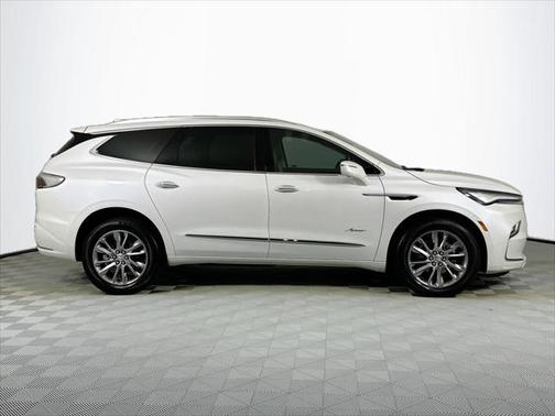 2023 Buick Enclave Avenir AWD