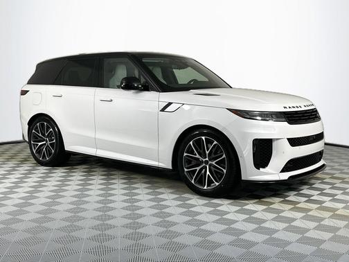 2026 Land Rover Range Rover SV